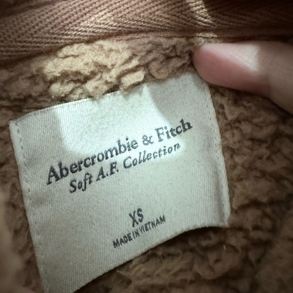 Abercrombie & Fitch soft A.F collection brown Sherpa cropped hoodie size XS - Picture 3 of 4
